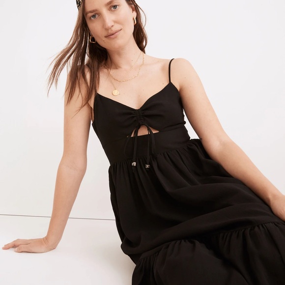 Madewell Dresses & Skirts - Madewell Ruched Keyhole Tiered dress dark fairy